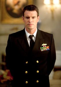 scott-foley-promoted-to-series-regular-in-scandal-season-3