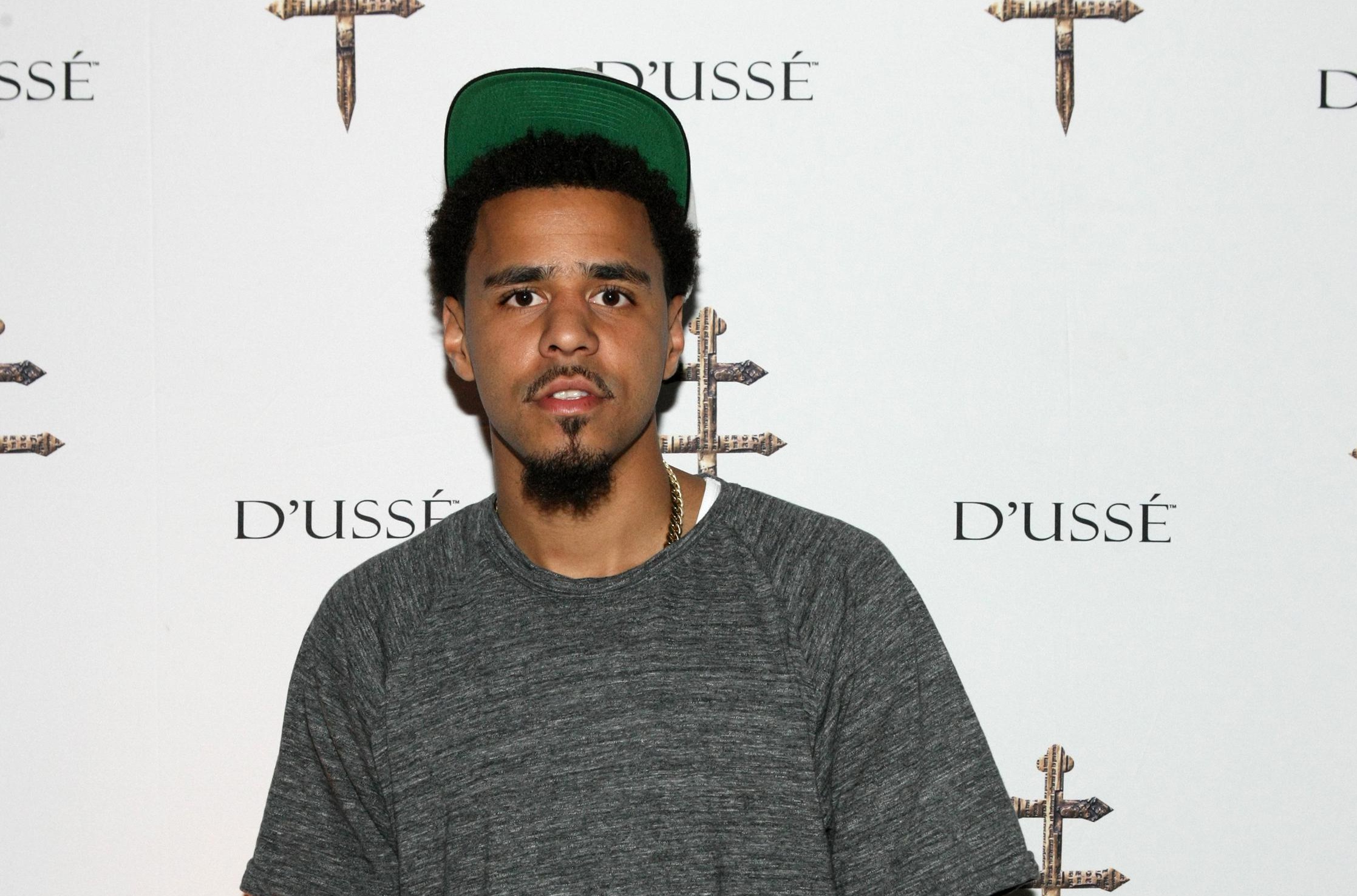 D'USSE VIP Riser + Lounge At On The Run Tour - MetLife Stadium