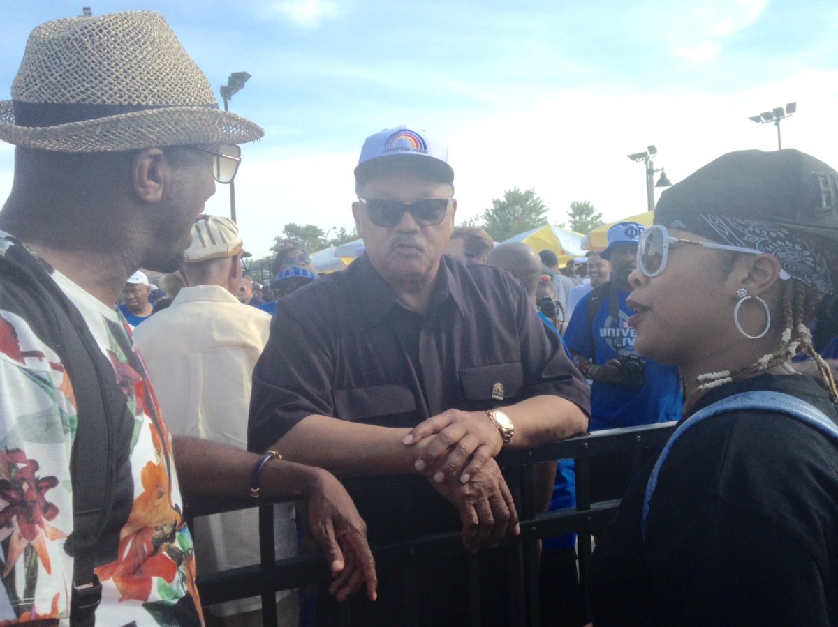 Rickey Smiley Bud Billiken Parade 2015