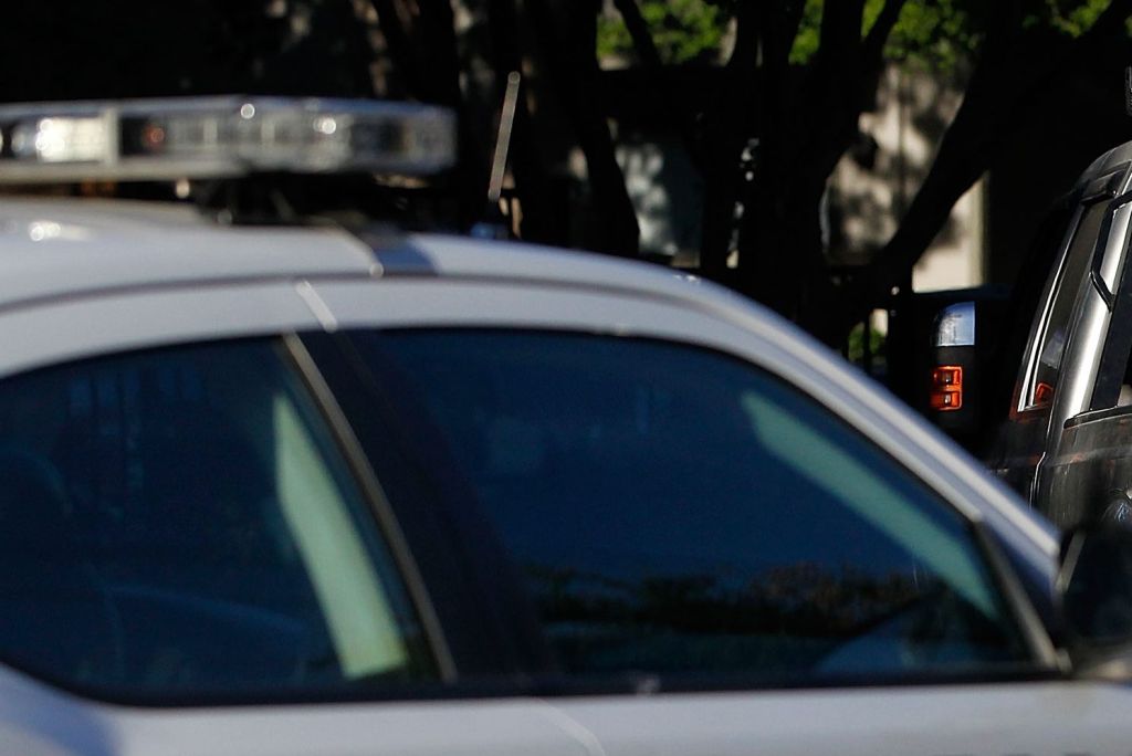 Two Healthcare Workers In Dallas Infected With Ebola After Treating Patient