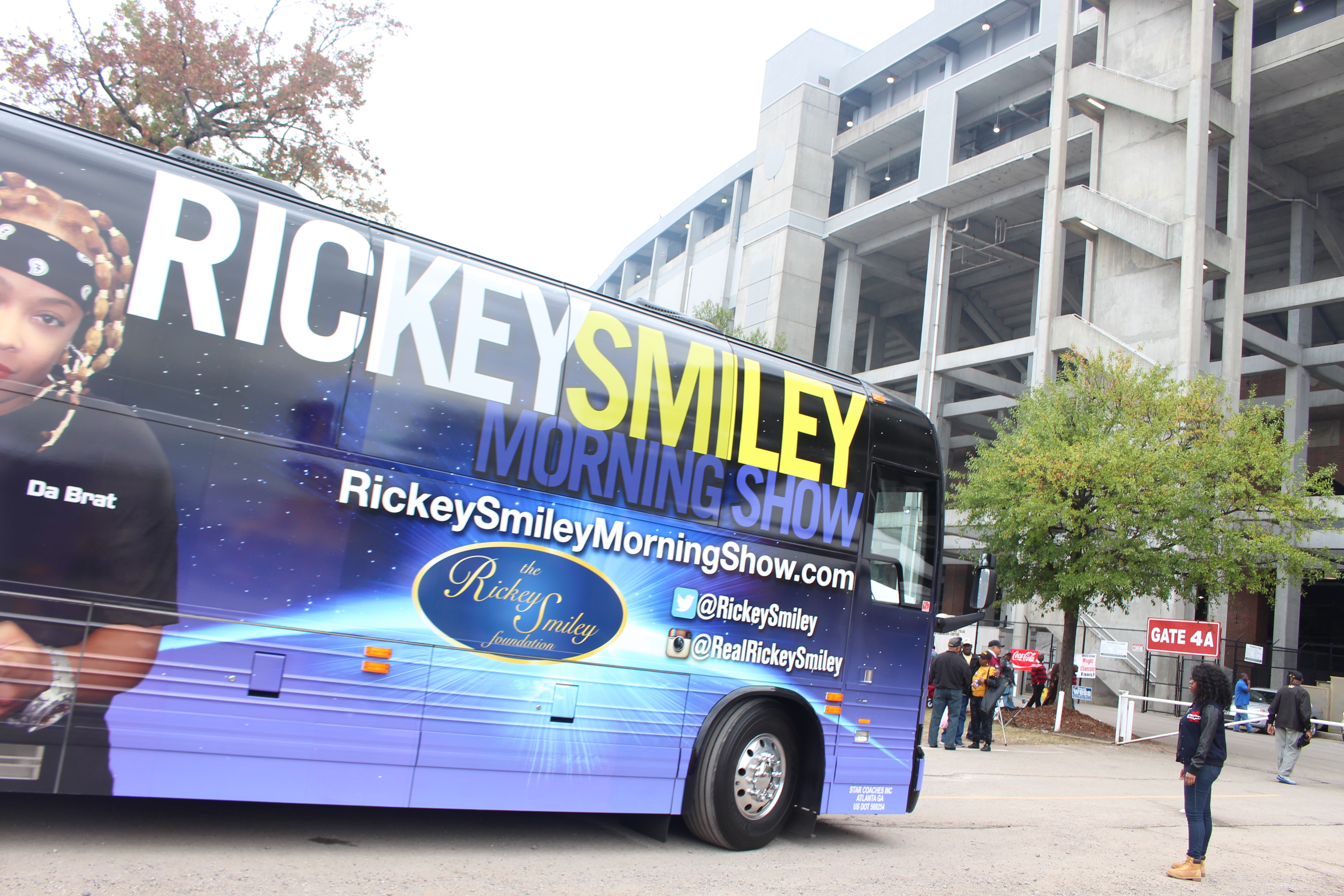 Rickey Smiley Meets Listeners During Magic City Classic Weekend!