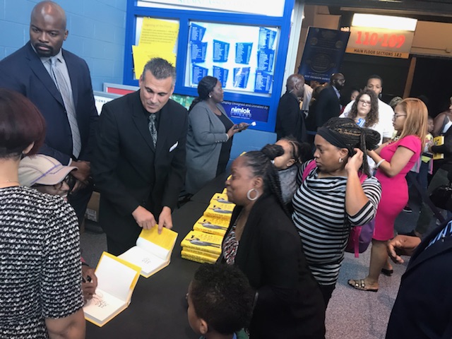 Rickey Smiley Visits New Life Covenant Church In Chicago