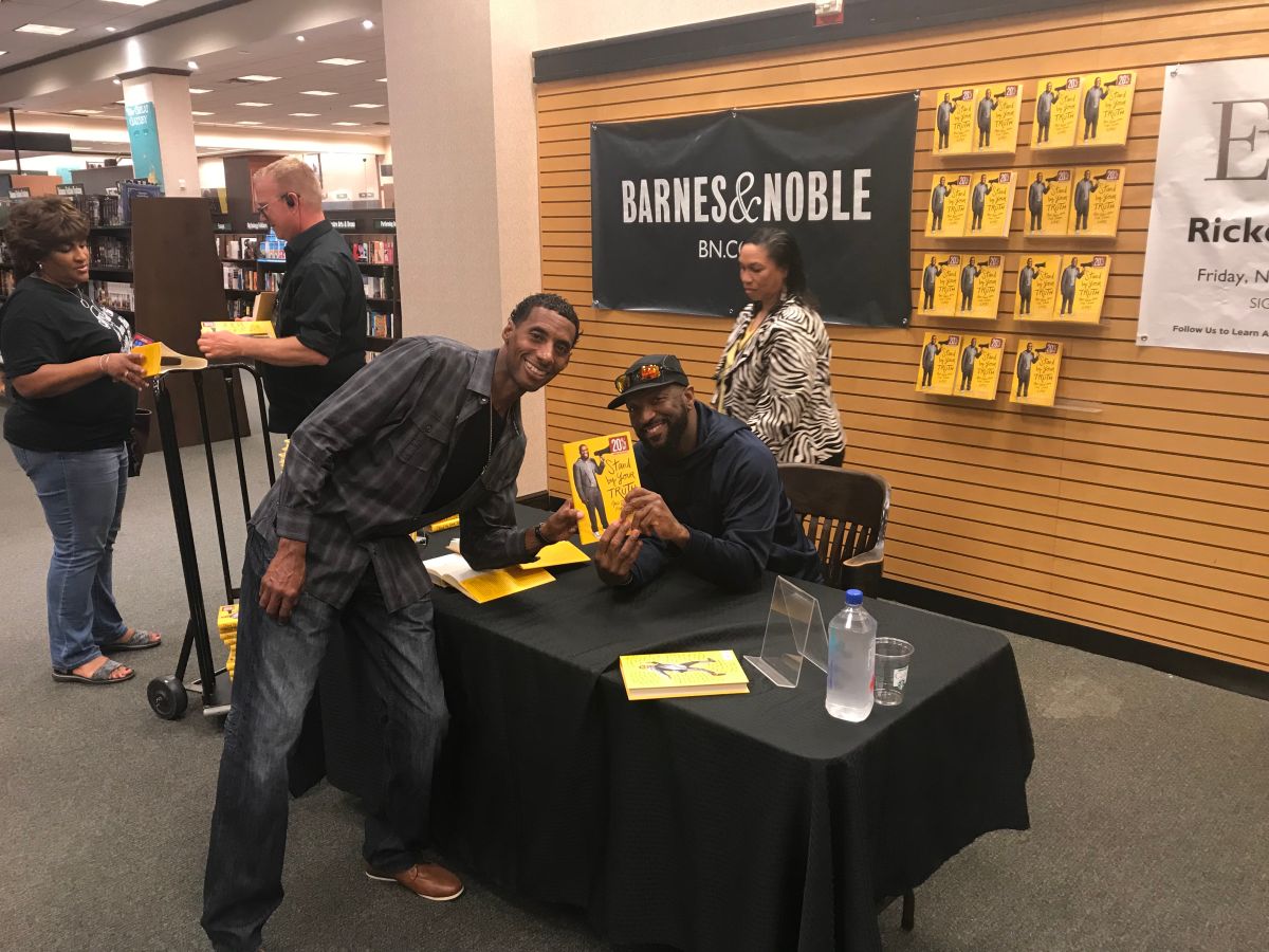 Rickey Smiley "Stand By Your Truth: And Then Run For Your Life" Book Signing In Lafayette, Louisiana At Barnes & Noble