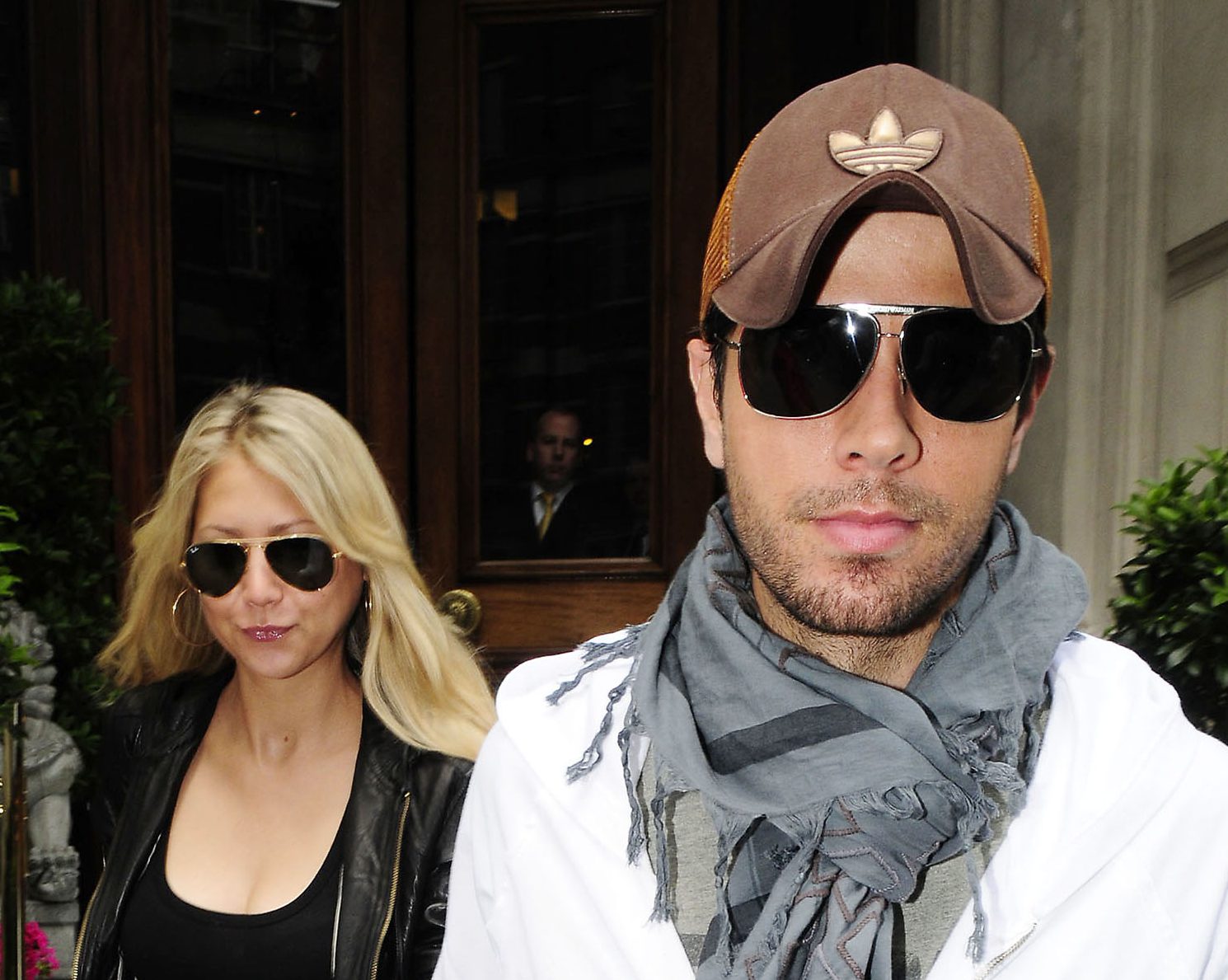 US ONLY ENRIQUE IGLESIAS AND ANNA KOURNIKOVA