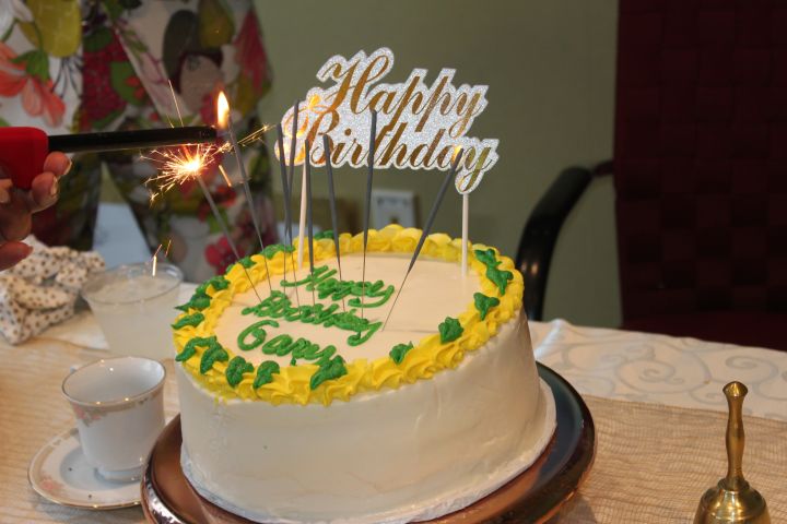Cake, Cake, Cake, Cake, Cake, Cake…