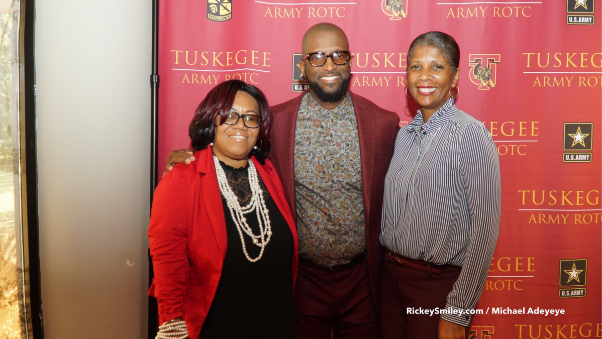 Rickey Smiley Visits Tuskegee University For ROTC Week