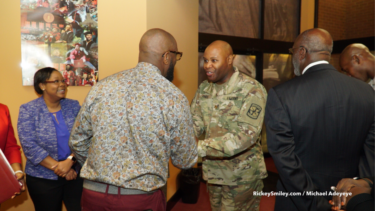 Rickey Smiley Visits Tuskegee University For ROTC Week