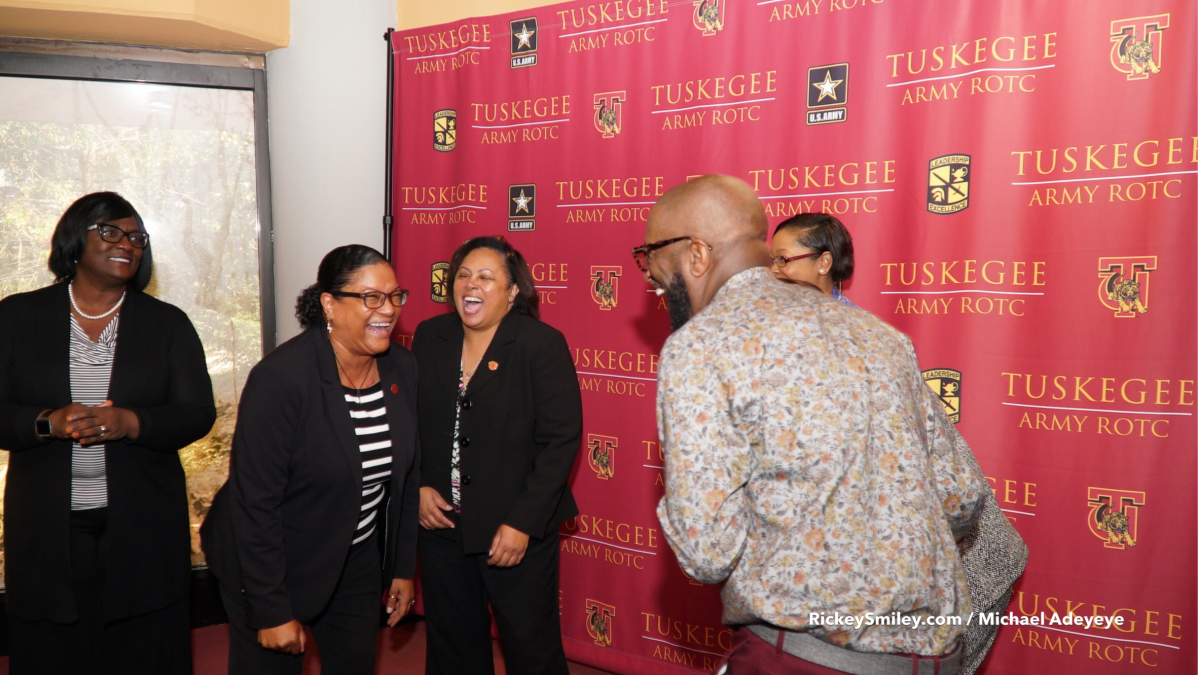 Rickey Smiley Visits Tuskegee University For ROTC Week