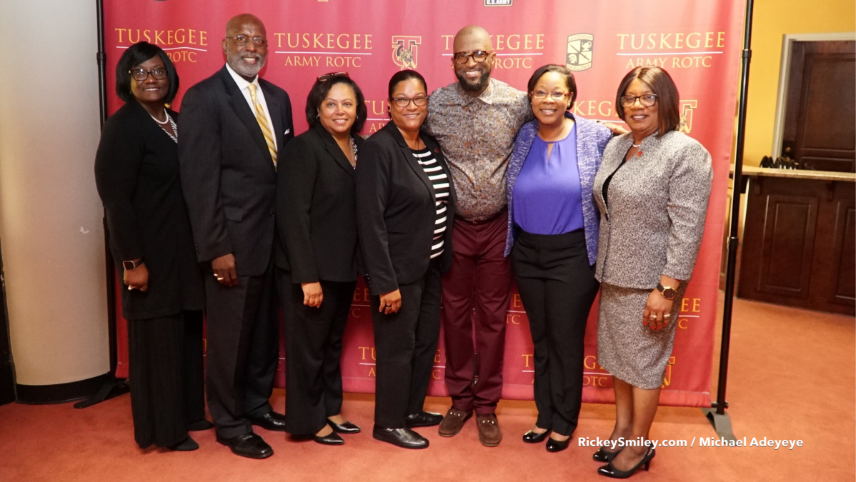 Rickey Smiley Visits Tuskegee University For ROTC Week