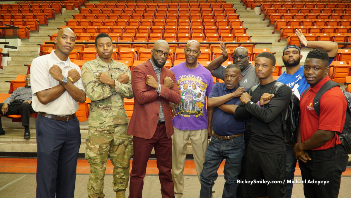 Rickey Smiley Visits Tuskegee University For ROTC Week