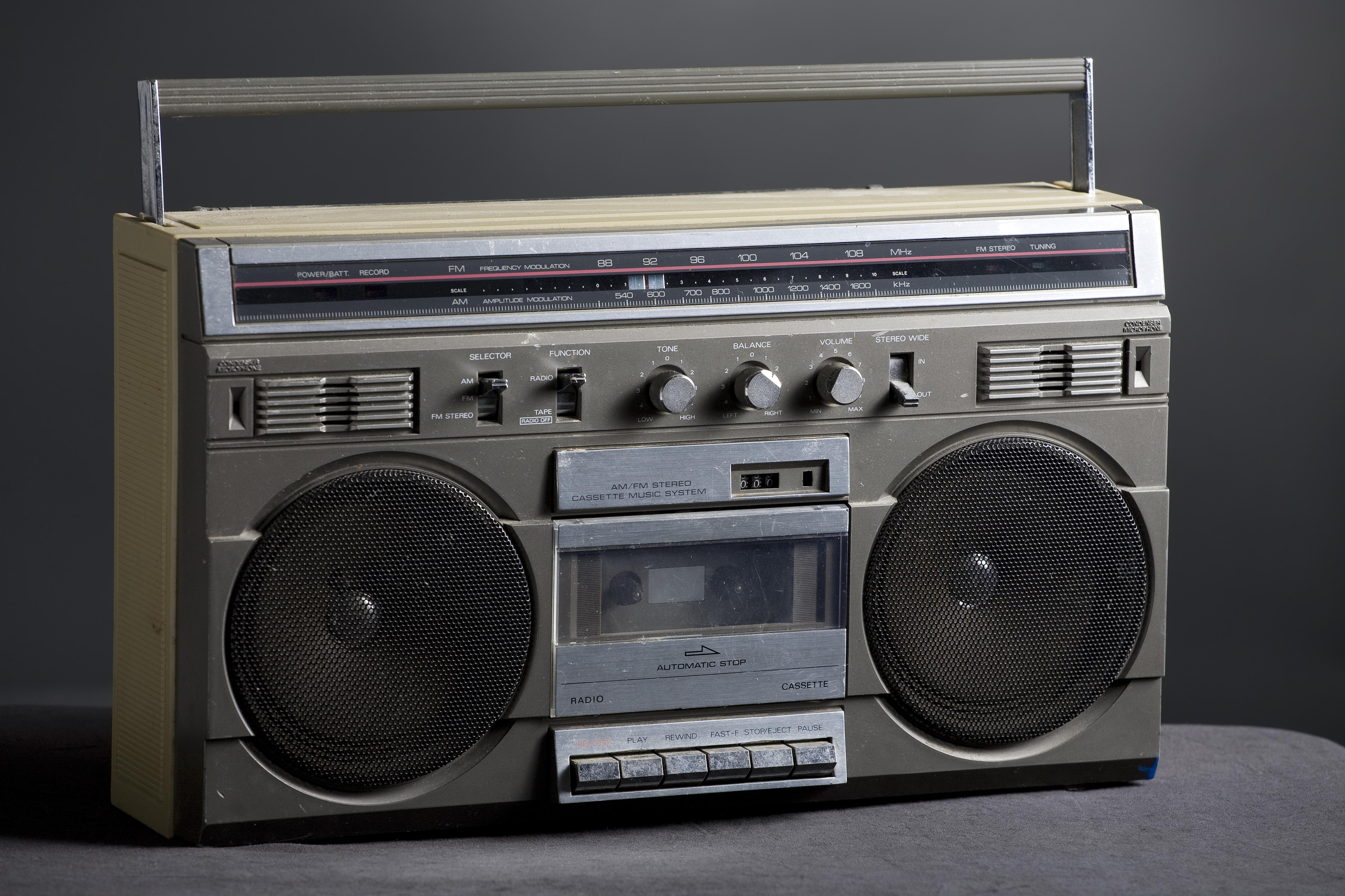 Retro analog boom box